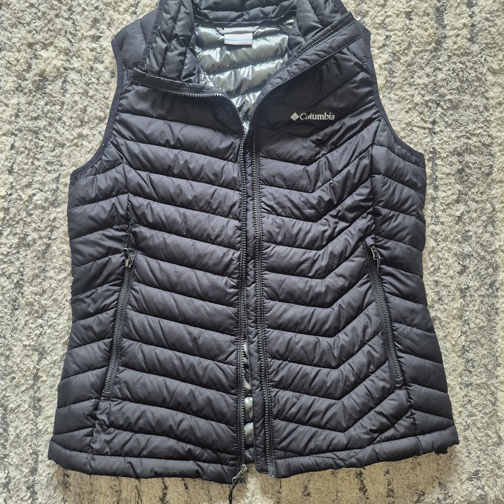 Columbia Women's Black Quilted Vest